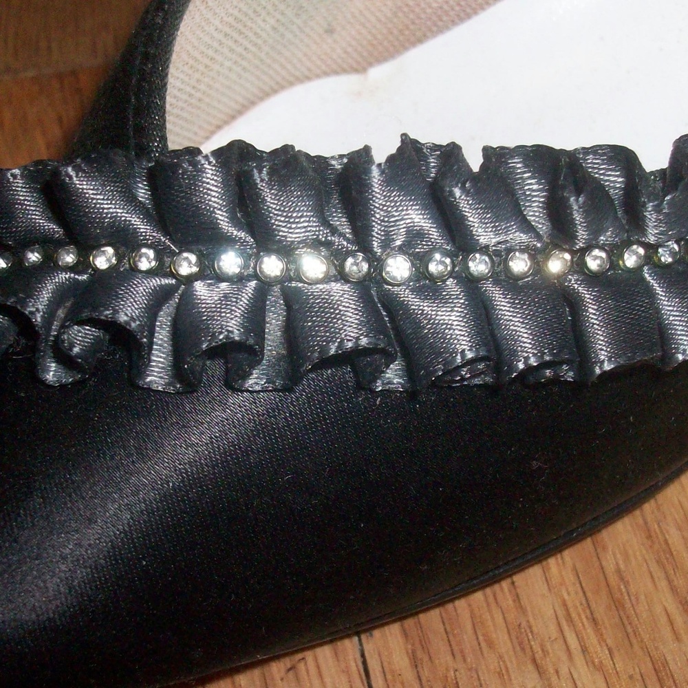 4 FOR $40~Black Satin Ruffled Rhinestone Heels- - Picture 6 of 8